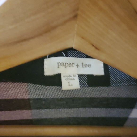 Top - Picture 2 of 2